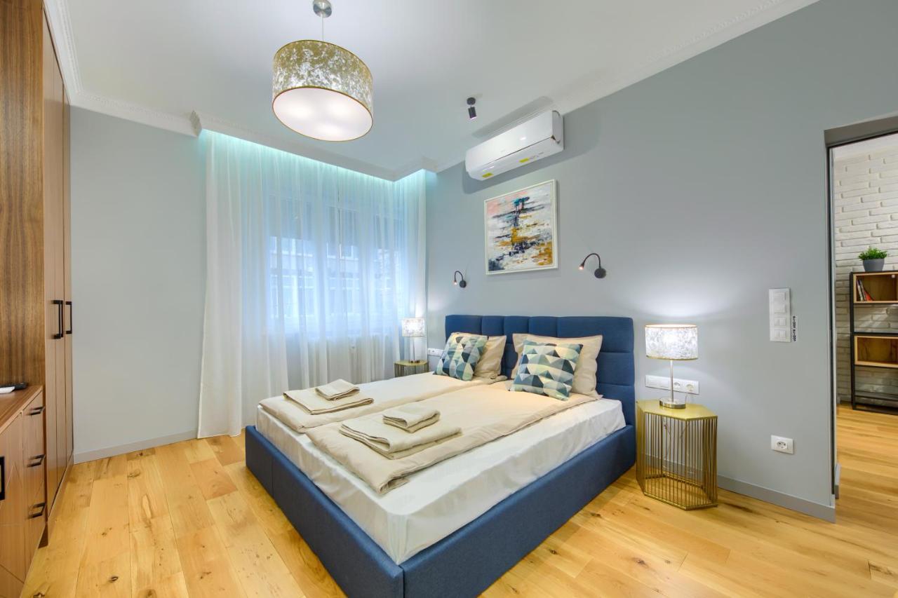 Premium Apartments Lovely 2Bd Near The Parliament Sofia Exterior foto