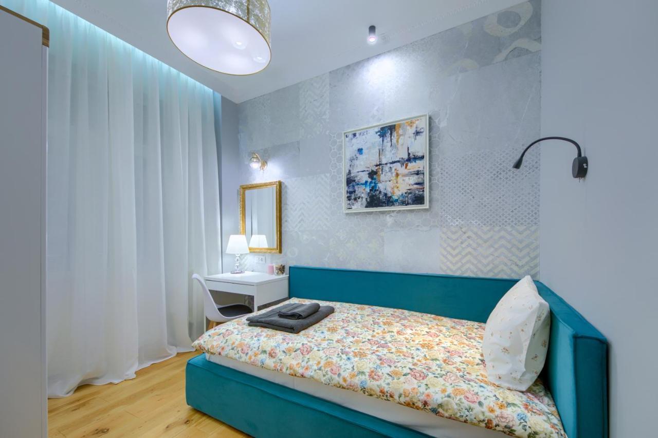 Premium Apartments Lovely 2Bd Near The Parliament Sofia Exterior foto