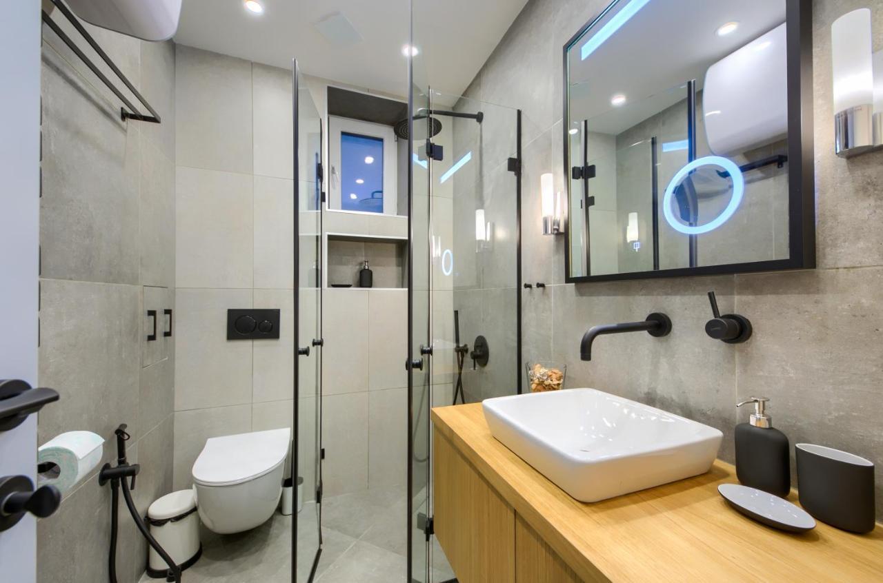 Premium Apartments Lovely 2Bd Near The Parliament Sofia Exterior foto
